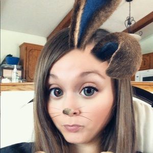 Meet your Posher, Elena